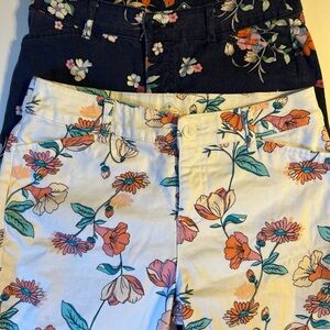 St Johns Bay Capri Pants Womens‎ size 4 Floral Vacation Cruise Comfy Lot Of 2